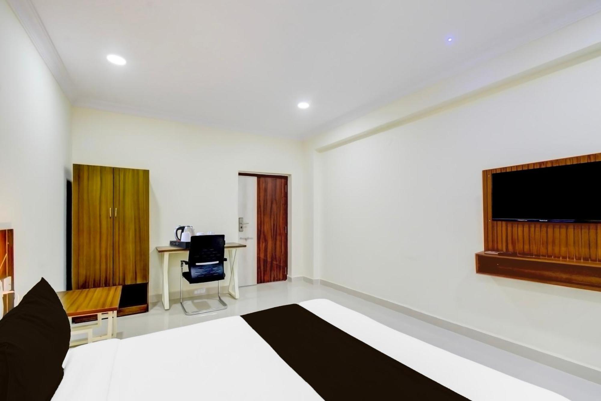 Townhouse Cherlapally Railway Station 4* Hyderabad